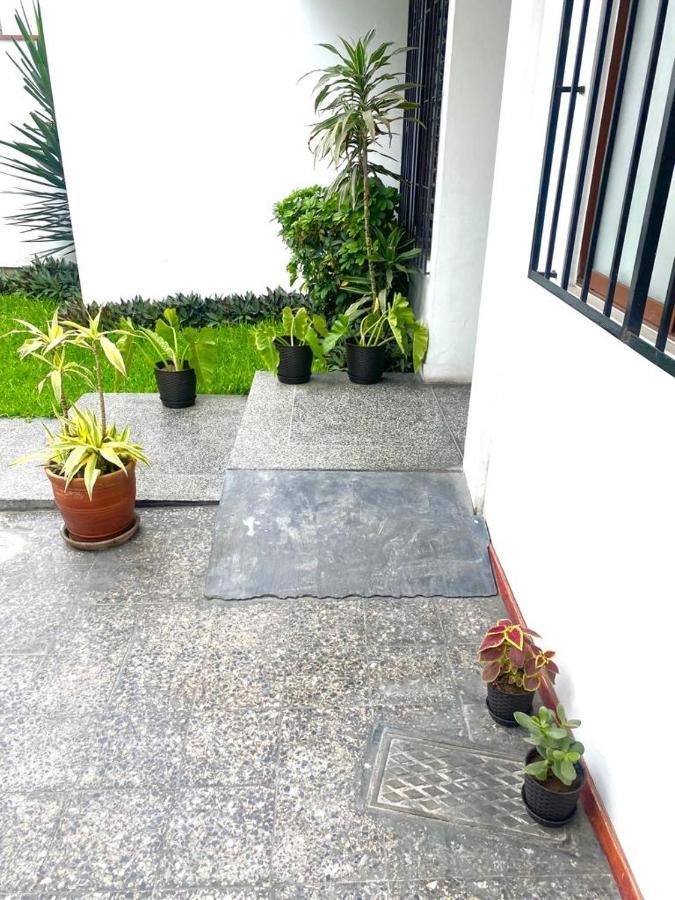Lima Mini Aparts Monterrico - Cerca Embajada Eeuu Exteriör bild